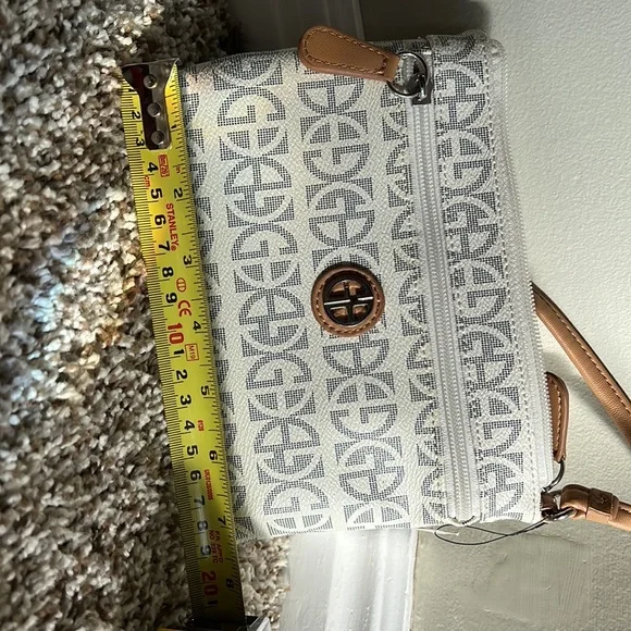 Brand new Giani Bernini small purse handbag clutch cream with navy signature non - Picture 8 of 9